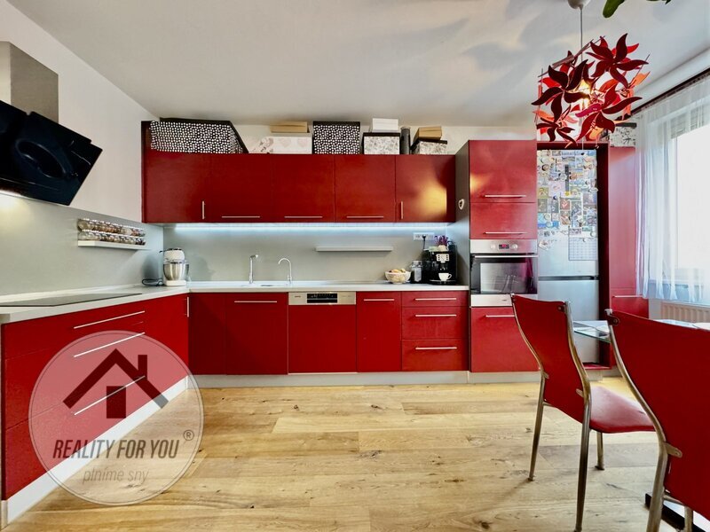 Prodej bytu 3+1 po kompletní rekonstrukci v Liberci, ul. Pazderkova - Rochlice