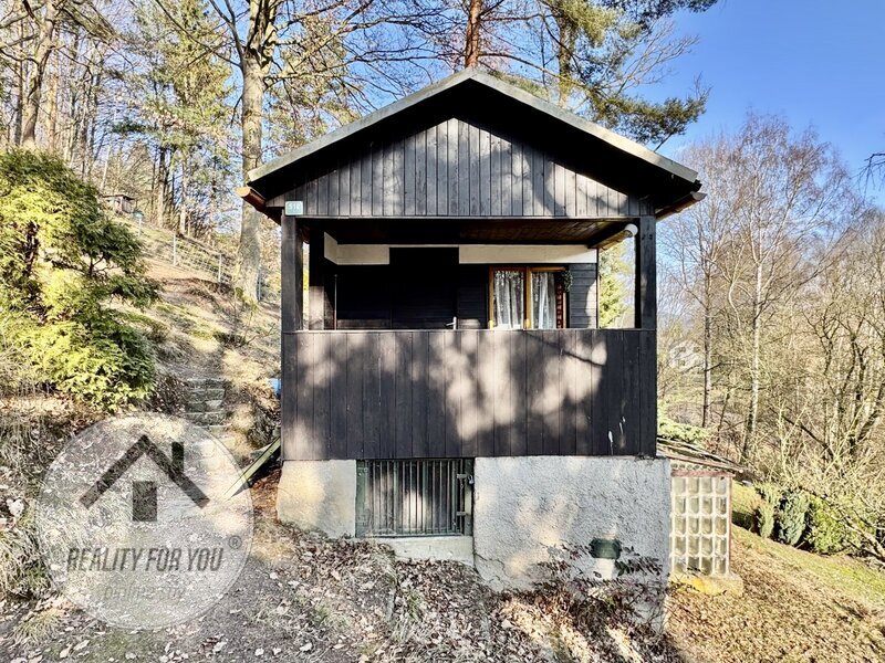 Prodej velké zahrady v Děčíně - Bynově