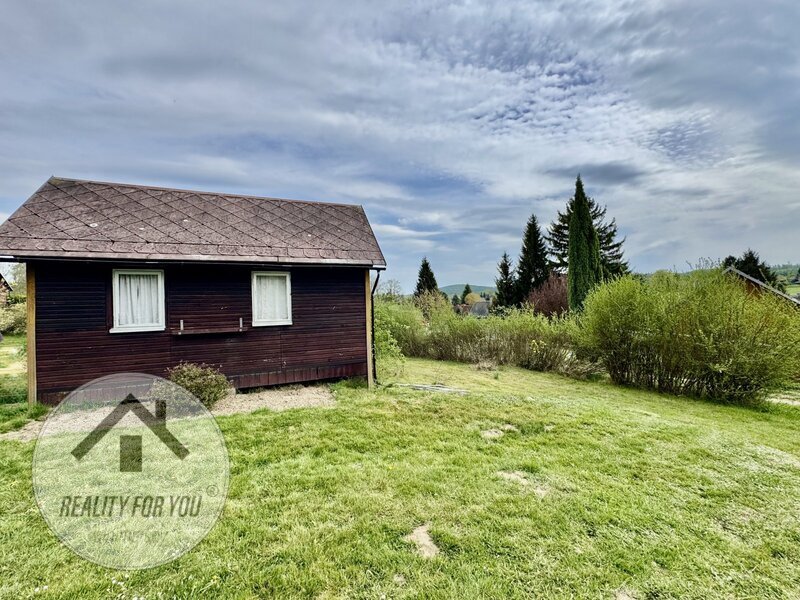 Prodej velké zahrady 1072 m2 v obci Šluknov - Císařský