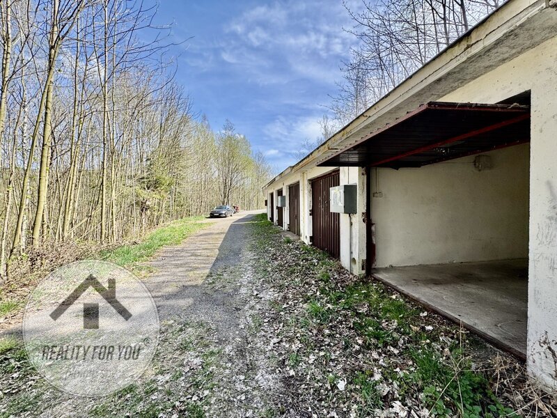 Prodej garáže ul. Sněhurčina, Liberec - Starý Harcov